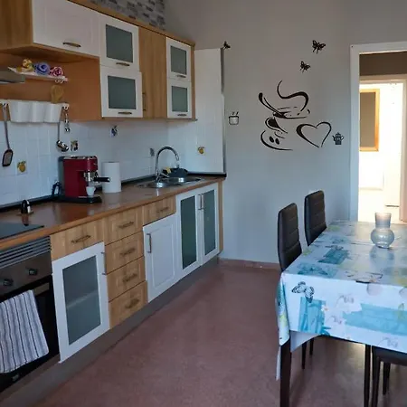 Nyaraló Brisamartelde